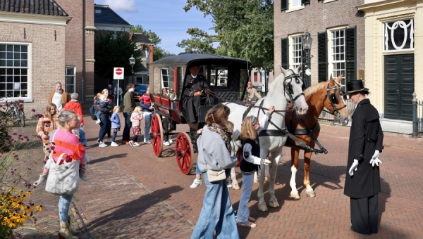 Gratis rondritten met de paardentram